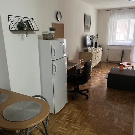 Apartment Jelena *